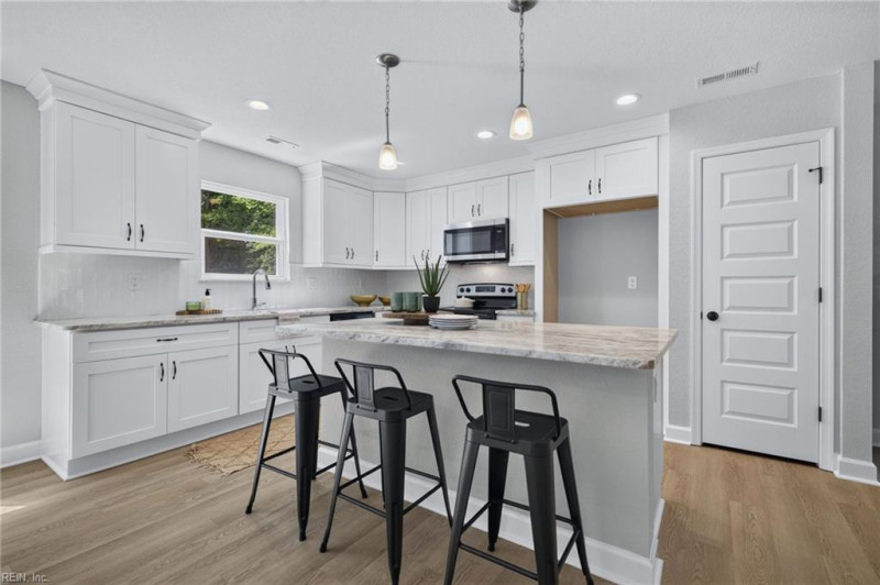 Photo 14 of 44 residential for sale in Norfolk virginia