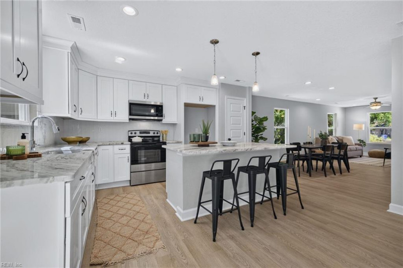 Photo 15 of 44 residential for sale in Norfolk virginia