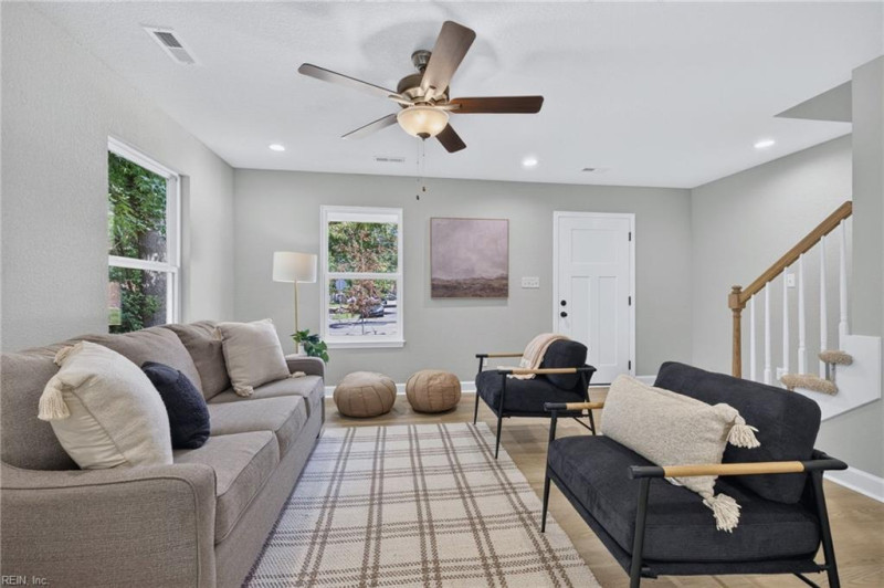 Photo 6 of 44 residential for sale in Norfolk virginia