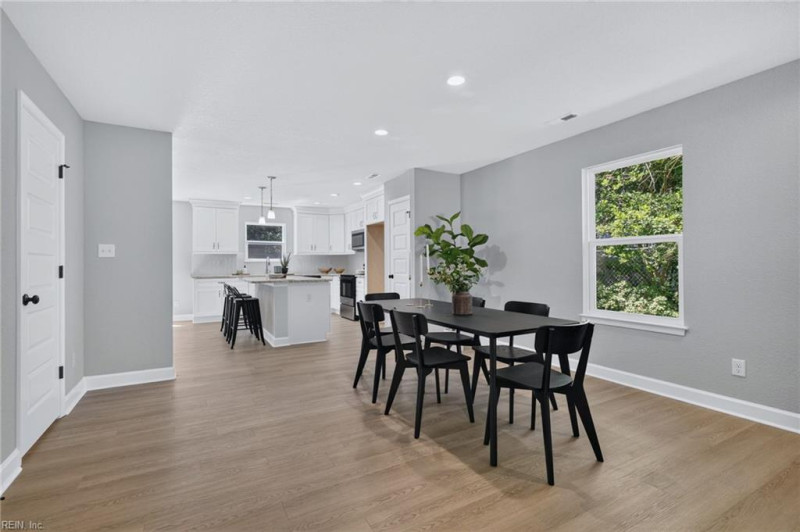 Photo 9 of 44 residential for sale in Norfolk virginia