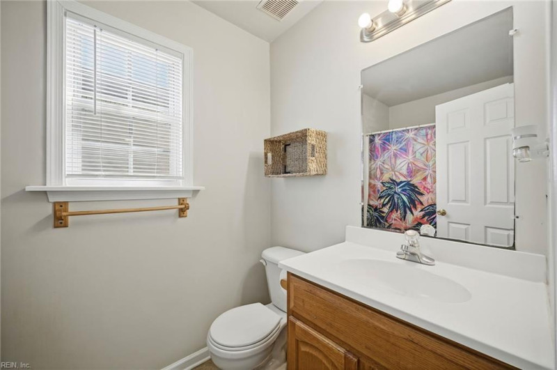 Photo 16 of 32 residential for sale in Chesapeake virginia Photo 16 of 32 residential for sale in Chesapeake virginia