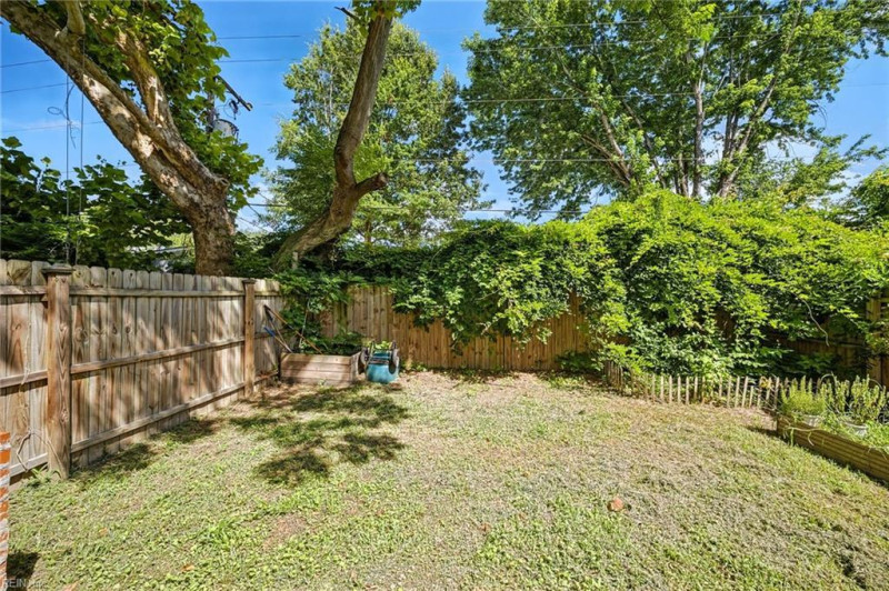 Photo 24 of 32 residential for sale in Chesapeake virginia Photo 24 of 32 residential for sale in Chesapeake virginia