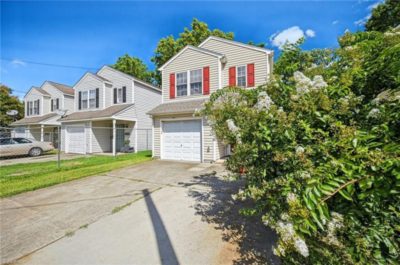 Photo 3 of 32 residential for sale in Chesapeake virginia Photo 3 of 32 residential for sale in Chesapeake virginia