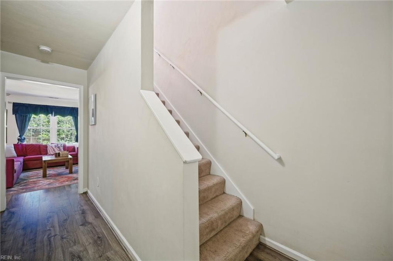 Photo 5 of 32 residential for sale in Chesapeake virginia Photo 5 of 32 residential for sale in Chesapeake virginia