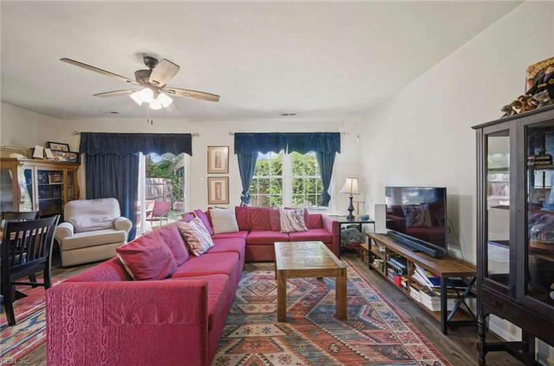 Photo 6 of 32 residential for sale in Chesapeake virginia Photo 6 of 32 residential for sale in Chesapeake virginia