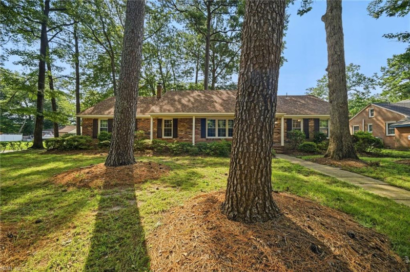 Photo 4 of 48 residential for sale in Virginia Beach virginia Photo 4 of 48 residential for sale in Virginia Beach virginia