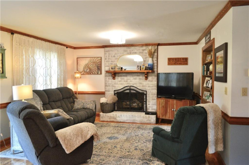 Photo 7 of 27 residential for sale in Suffolk virginia