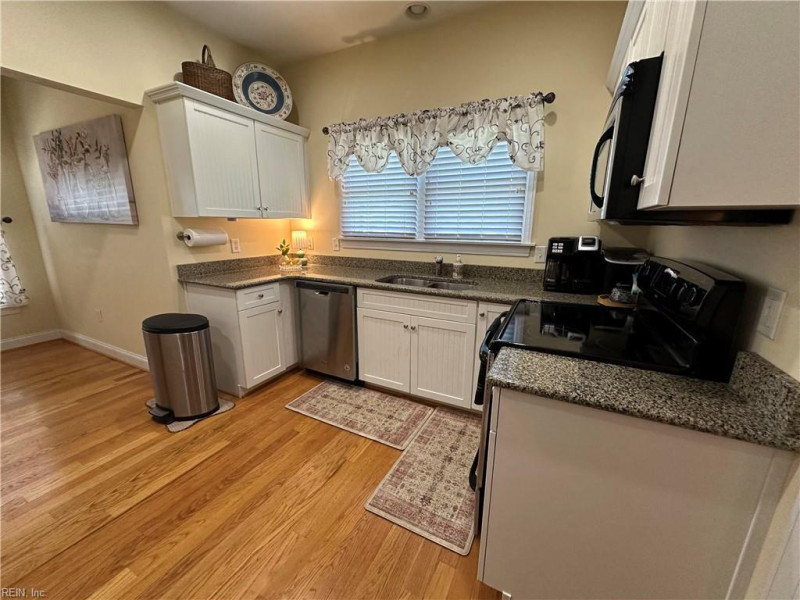 Photo 9 of 16 residential for sale in Elizabeth City virginia