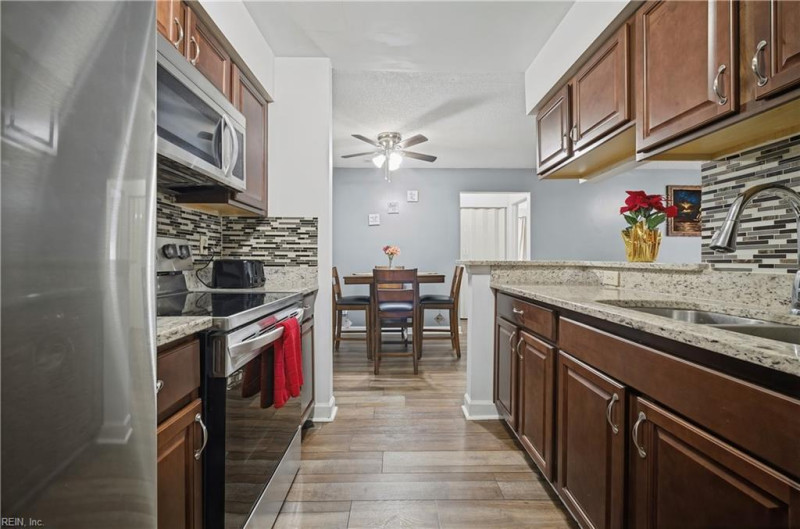 Photo 11 of 28 residential for sale in Newport News virginia