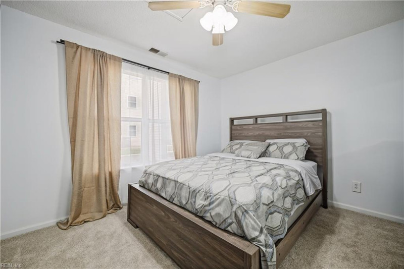 Photo 16 of 28 residential for sale in Newport News virginia