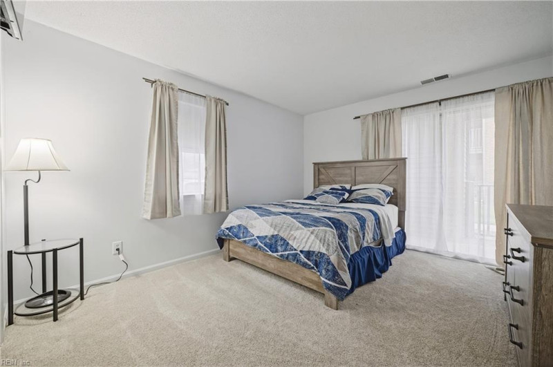 Photo 18 of 28 residential for sale in Newport News virginia