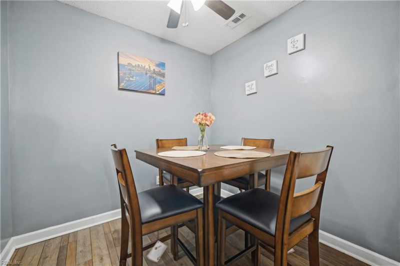 Photo 6 of 28 residential for sale in Newport News virginia