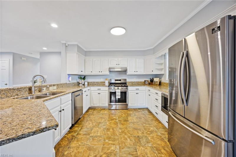 Photo 3 of 50 residential for sale in Chesapeake virginia Photo 3 of 50 residential for sale in Chesapeake virginia