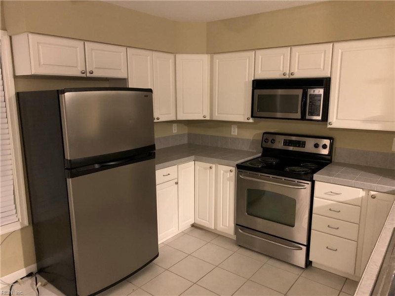 Photo 2 of 16 residential for sale in Norfolk virginia