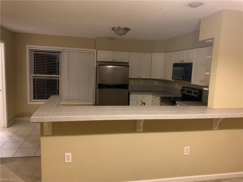 Photo 4 of 16 residential for sale in Norfolk virginia