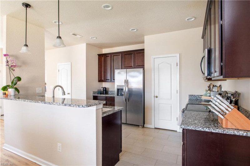 Photo 4 of 48 residential for sale in Norfolk virginia Photo 4 of 48 residential for sale in Norfolk virginia