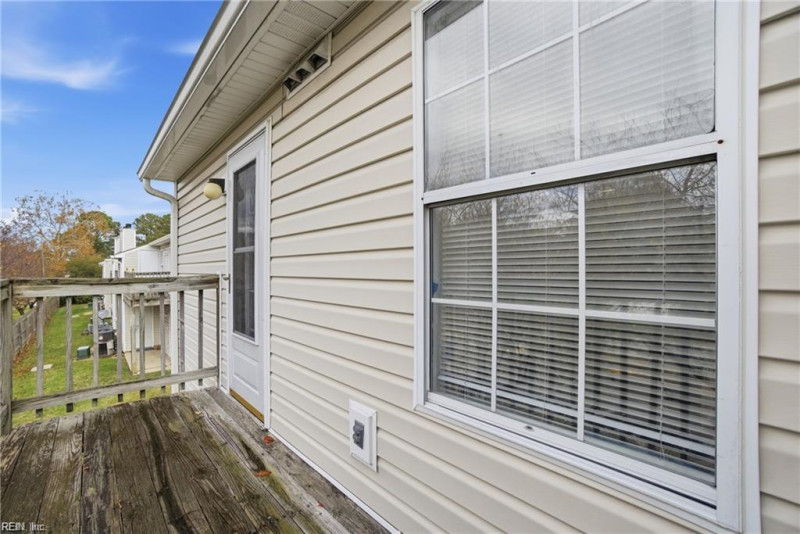 Photo 14 of 17 residential for sale in Virginia Beach virginia