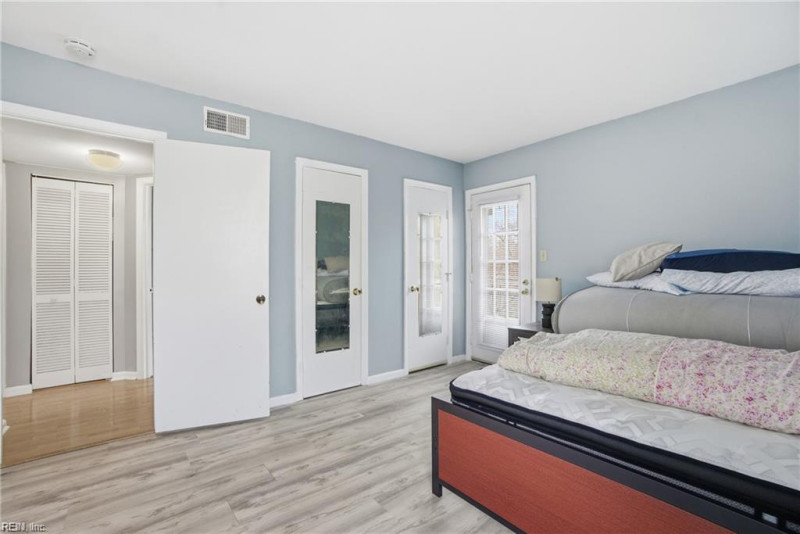 Photo 7 of 17 residential for sale in Virginia Beach virginia