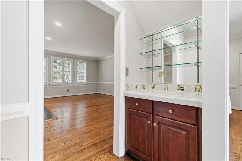 Photo 12 of 50 residential for sale in Norfolk virginia