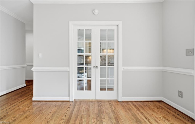 Photo 16 of 50 residential for sale in Norfolk virginia