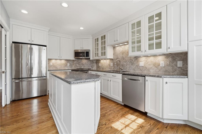 Photo 21 of 50 residential for sale in Norfolk virginia
