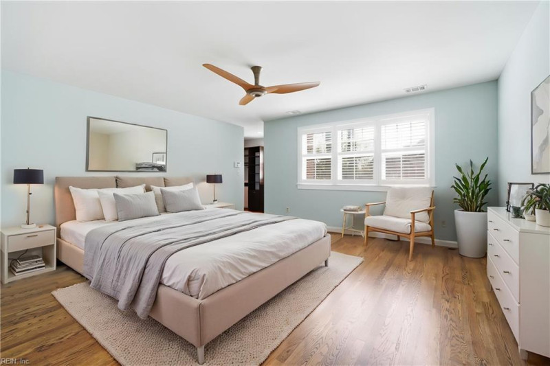 Photo 23 of 50 residential for sale in Norfolk virginia