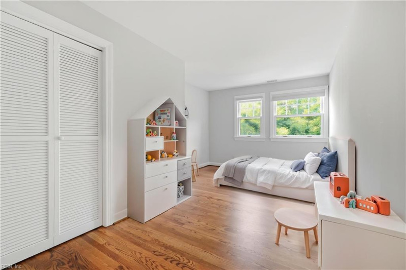 Photo 29 of 50 residential for sale in Norfolk virginia