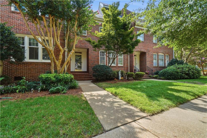 Photo 3 of 50 residential for sale in Norfolk virginia