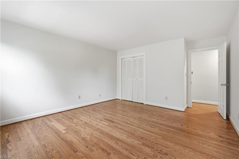 Photo 33 of 50 residential for sale in Norfolk virginia