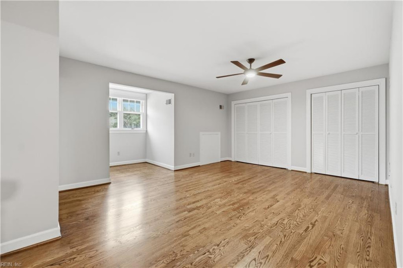 Photo 36 of 50 residential for sale in Norfolk virginia