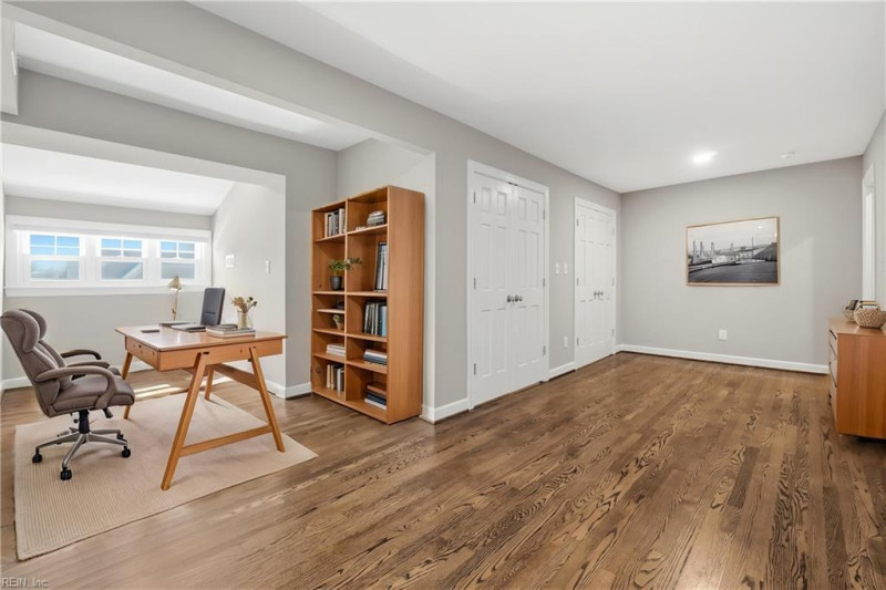 Photo 37 of 50 residential for sale in Norfolk virginia