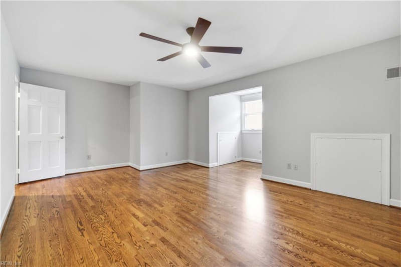Photo 38 of 50 residential for sale in Norfolk virginia