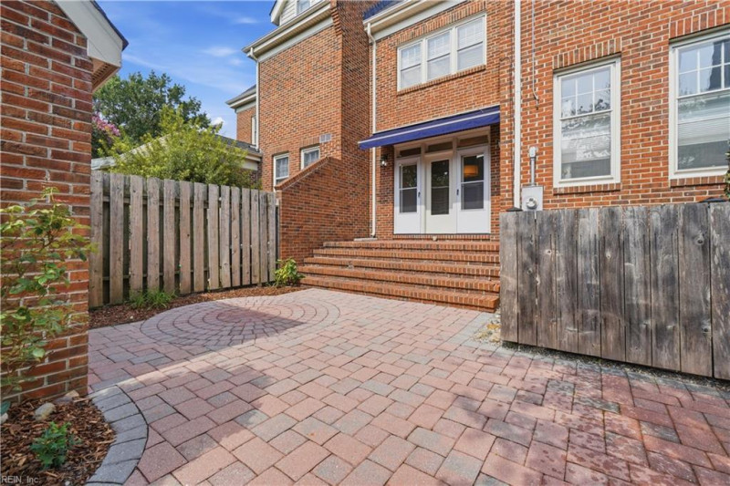 Photo 44 of 50 residential for sale in Norfolk virginia