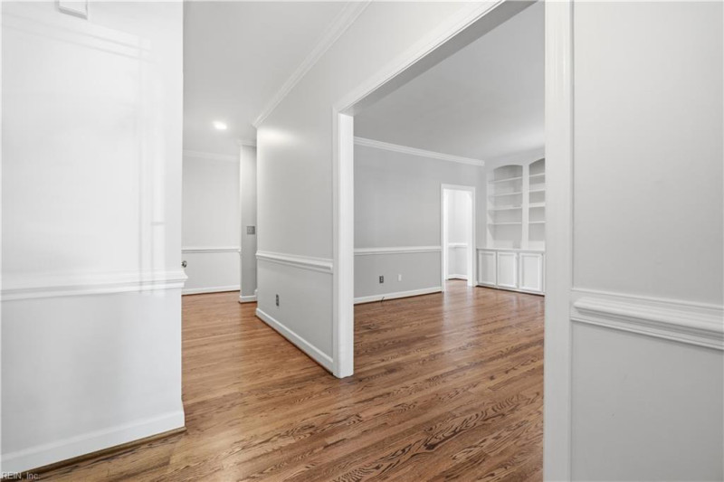 Photo 6 of 50 residential for sale in Norfolk virginia