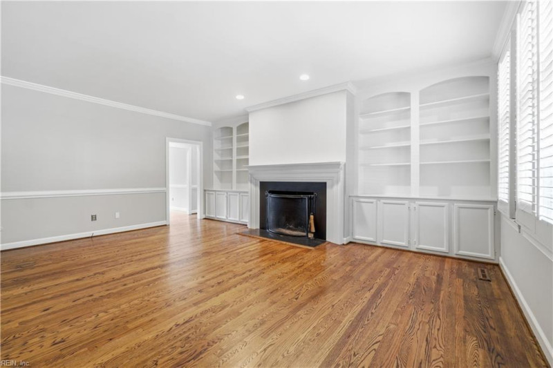 Photo 8 of 50 residential for sale in Norfolk virginia