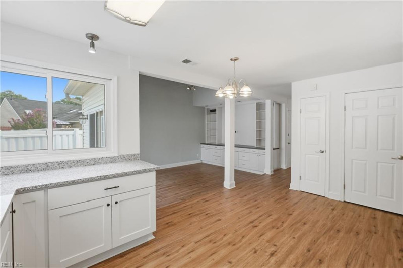 Photo 14 of 50 residential for sale in Virginia Beach virginia