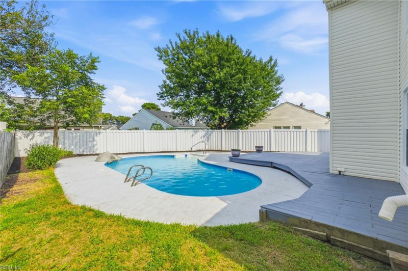 Photo 16 of 50 residential for sale in Virginia Beach virginia