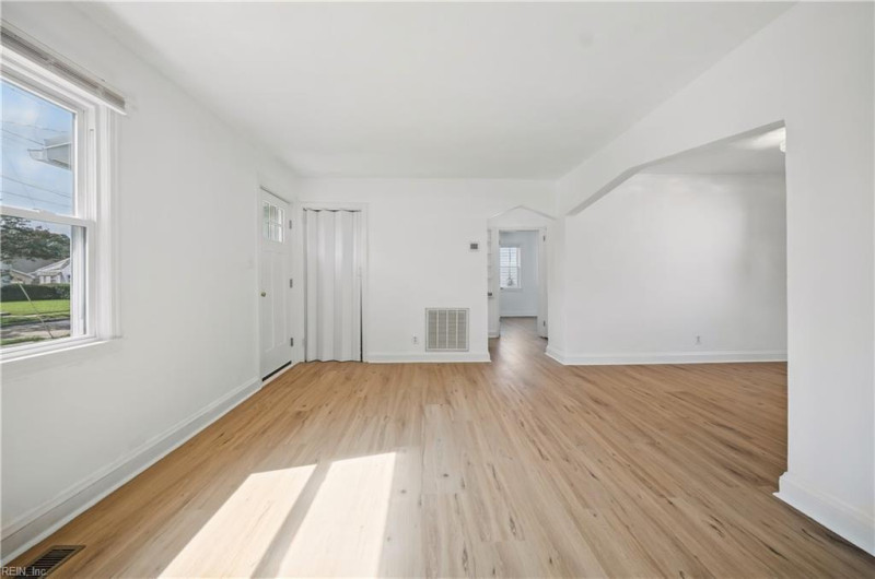 Photo 11 of 42 residential for sale in Norfolk virginia Photo 11 of 42 residential for sale in Norfolk virginia