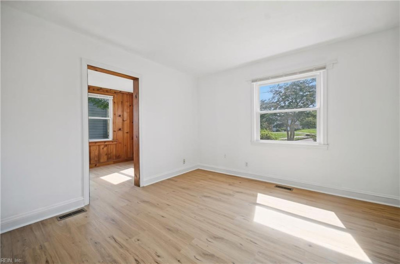 Photo 14 of 42 residential for sale in Norfolk virginia Photo 14 of 42 residential for sale in Norfolk virginia