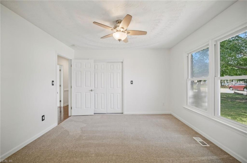 Photo 15 of 45 residential for sale in Chesapeake virginia Photo 15 of 45 residential for sale in Chesapeake virginia