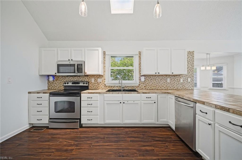 Photo 8 of 45 residential for sale in Chesapeake virginia Photo 8 of 45 residential for sale in Chesapeake virginia