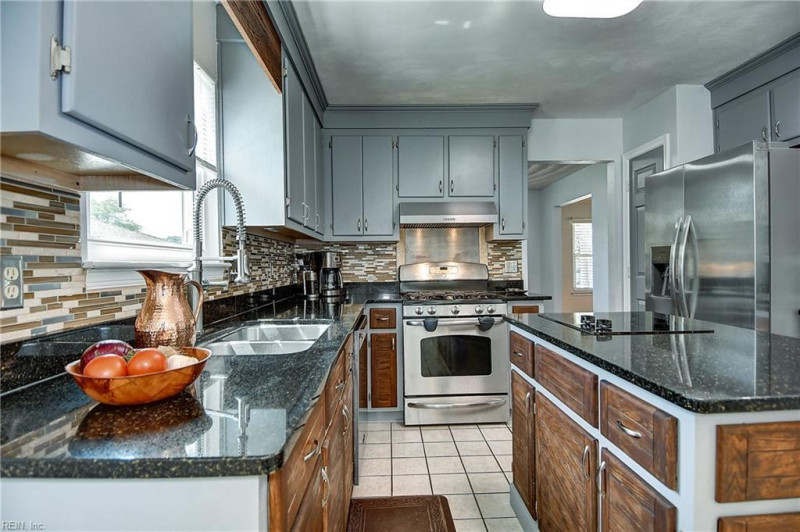 Photo 21 of 50 residential for sale in Virginia Beach virginia