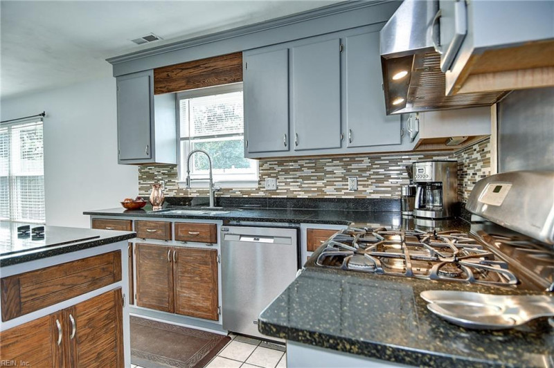 Photo 23 of 50 residential for sale in Virginia Beach virginia