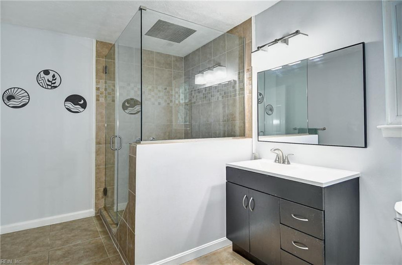 Photo 27 of 50 residential for sale in Virginia Beach virginia