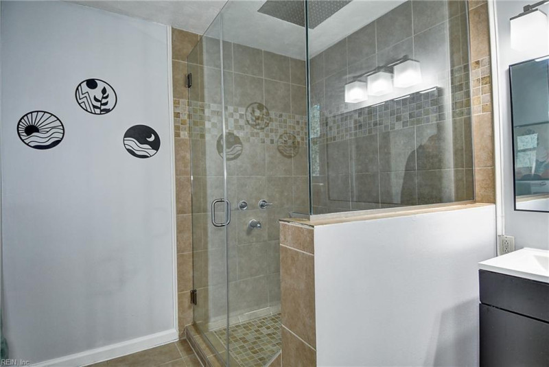 Photo 28 of 50 residential for sale in Virginia Beach virginia