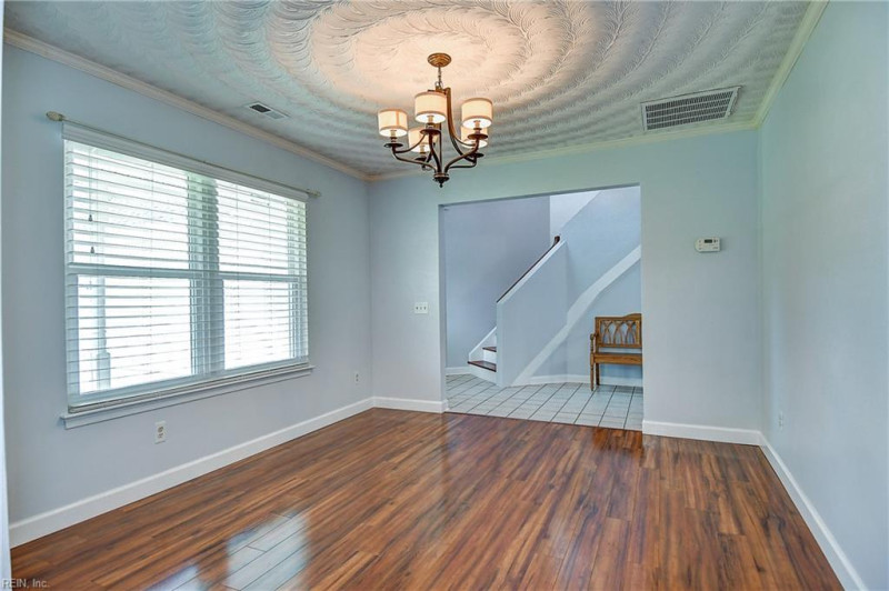 Photo 4 of 50 residential for sale in Virginia Beach virginia