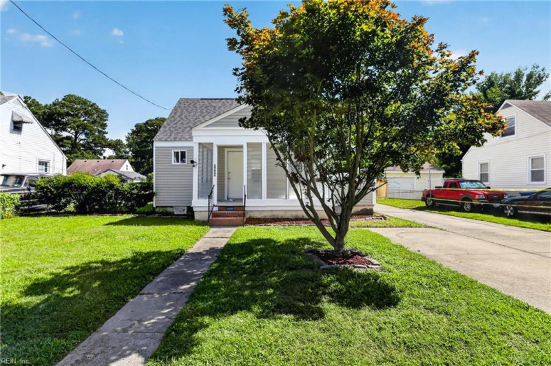 Photo 3 of 13 residential for sale in Portsmouth virginia Photo 3 of 13 residential for sale in Portsmouth virginia