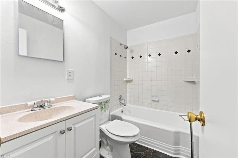 Photo 19 of 37 residential for sale in Norfolk virginia Photo 19 of 37 residential for sale in Norfolk virginia