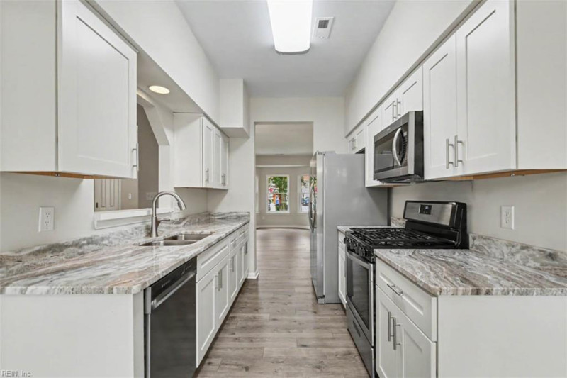 Photo 18 of 36 residential for sale in Portsmouth virginia Photo 18 of 36 residential for sale in Portsmouth virginia