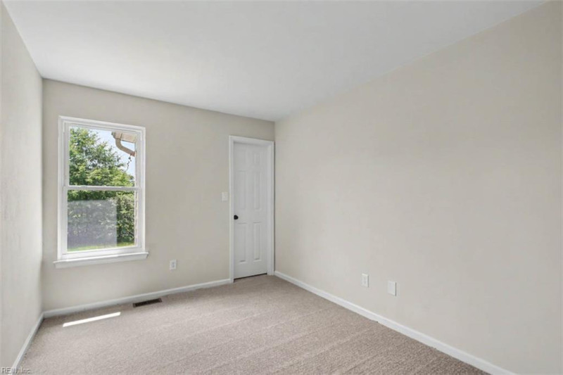 Photo 32 of 36 residential for sale in Portsmouth virginia Photo 32 of 36 residential for sale in Portsmouth virginia